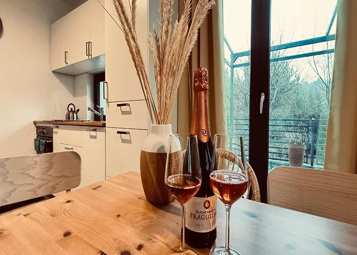 For 2 People By The Sea, Tatil Evi Rozewie